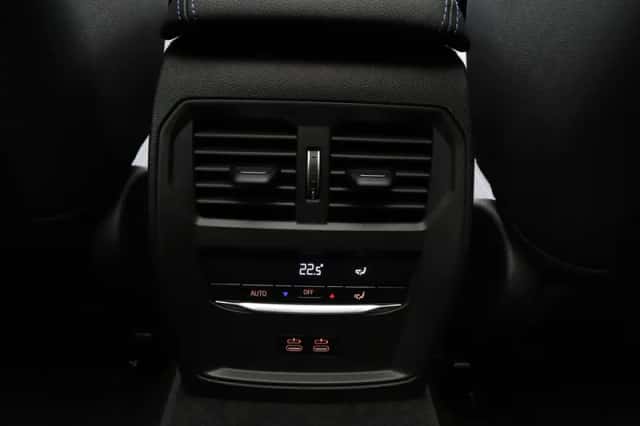 BMW 3-Serie (2025) thumbnail 16