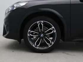 BMW iX2 (2025) thumbnail 11