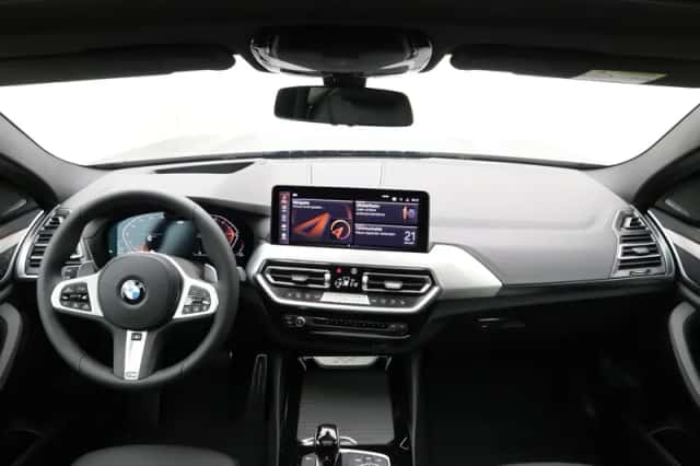 BMW X4 (2026) thumbnail 13