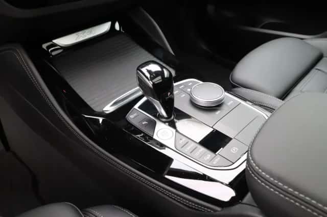 BMW X4 (2026) thumbnail 19