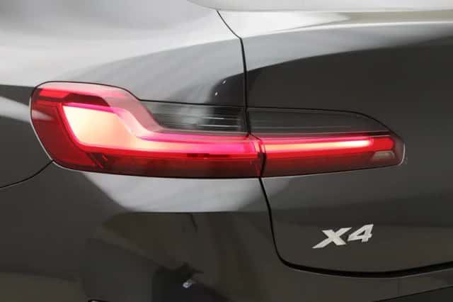 BMW X4 (2026) thumbnail 23