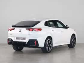 BMW iX2 (2025) thumbnail 5