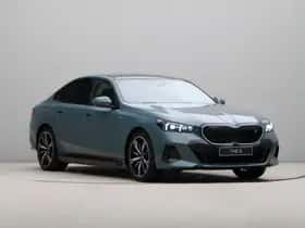 BMW i5 (2025) thumbnail 7