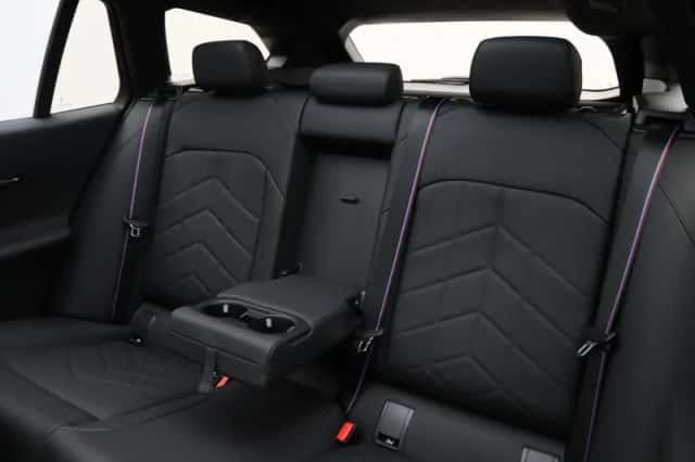 BMW i5 (2026) thumbnail 14