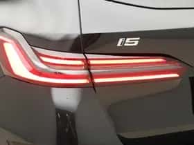 BMW i5 (2026) thumbnail 18
