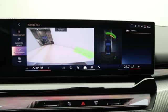 BMW i5 (2026) thumbnail 4