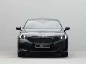 BMW i5 (2026) thumbnail 2