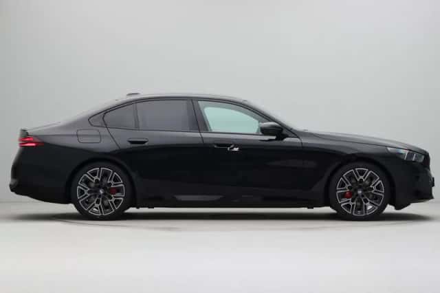 BMW i5 (2026) thumbnail 5