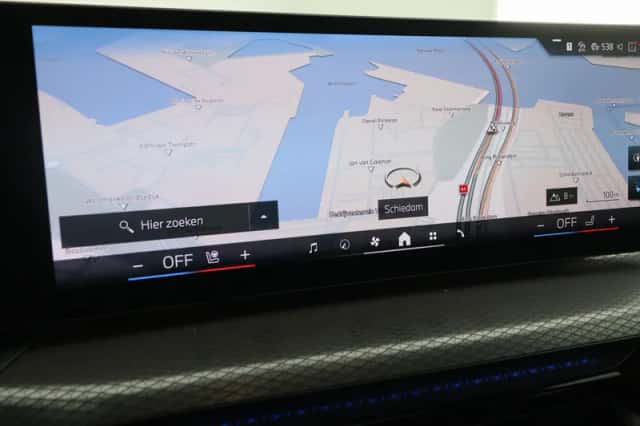 BMW i4 (2026) thumbnail 11