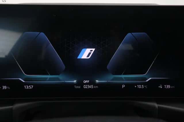 BMW i4 (2026) thumbnail 14