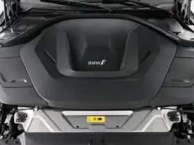BMW i4 (2026) thumbnail 15