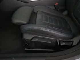 BMW i4 (2026) thumbnail 24