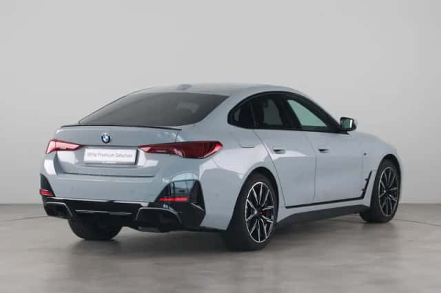 BMW i4 (2026) thumbnail 5