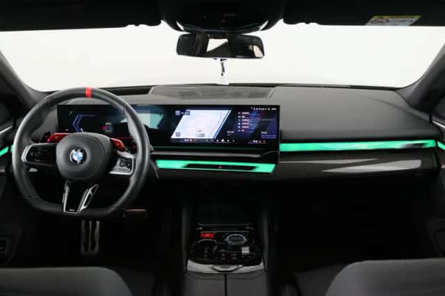 BMW M5 (2025) thumbnail 43