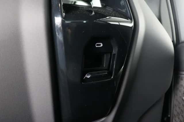 BMW M5 (2025) thumbnail 44
