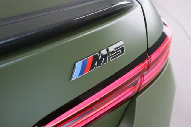 BMW M5 (2025) thumbnail 50