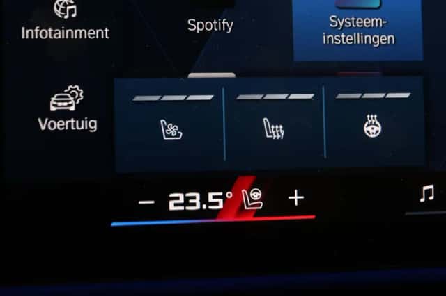 BMW M5 (2025) thumbnail 8