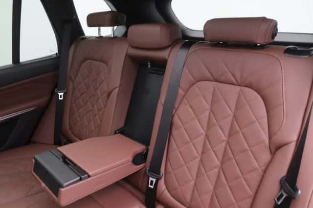 BMW X5 (2025) thumbnail 15