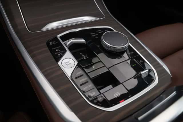 BMW X5 (2025) thumbnail 17