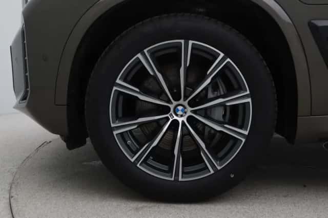 BMW X5 (2025) thumbnail 20