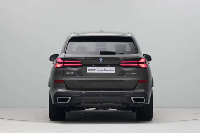 BMW X5 (2025) thumbnail 9