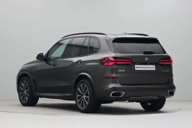 BMW X5 (2025) thumbnail 10