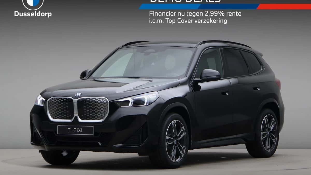 BMW iX1 (2026) — foto 1