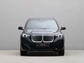 BMW iX1 (2026) thumbnail 2