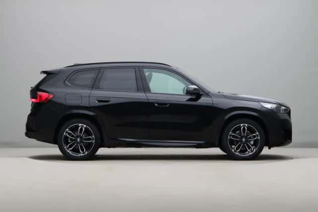 BMW iX1 (2026) thumbnail 4