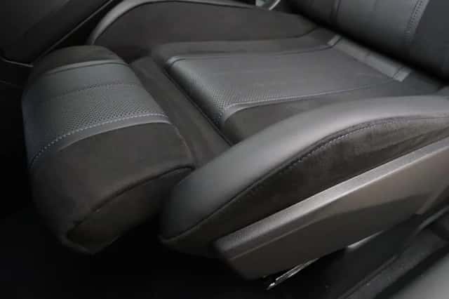 BMW iX3 (2026) thumbnail 13