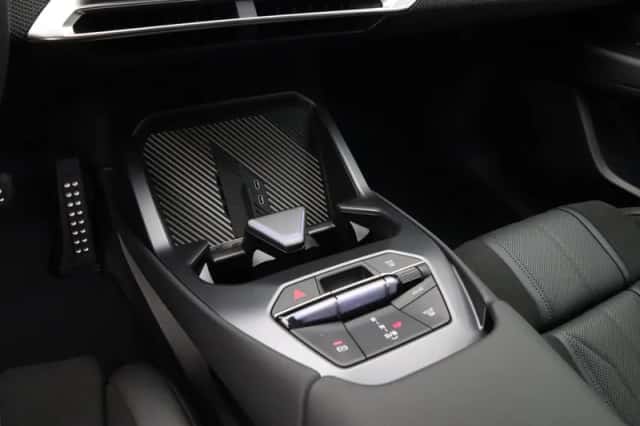 BMW iX3 (2026) thumbnail 15