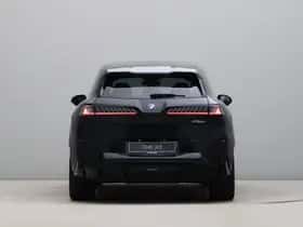 BMW iX3 (2026) thumbnail 6