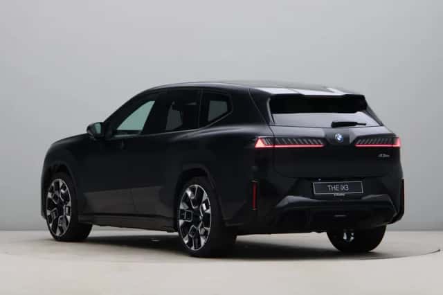 BMW iX3 (2026) thumbnail 7