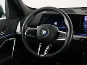 BMW X1 (2024) thumbnail 2