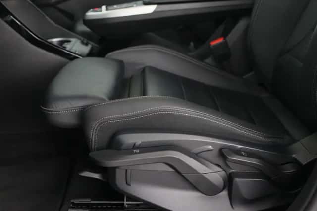 BMW X1 (2024) thumbnail 4
