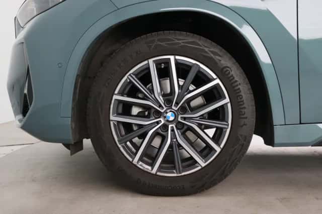 BMW X1 (2024) thumbnail 5