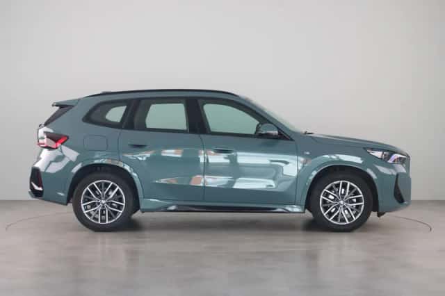 BMW X1 (2024) thumbnail 8
