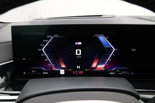 BMW X7 (2026) thumbnail 3