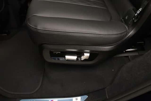BMW X7 (2026) thumbnail 28