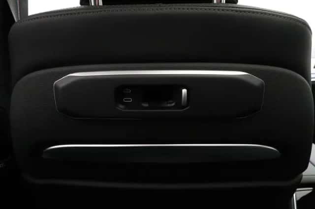 BMW X7 (2026) thumbnail 29