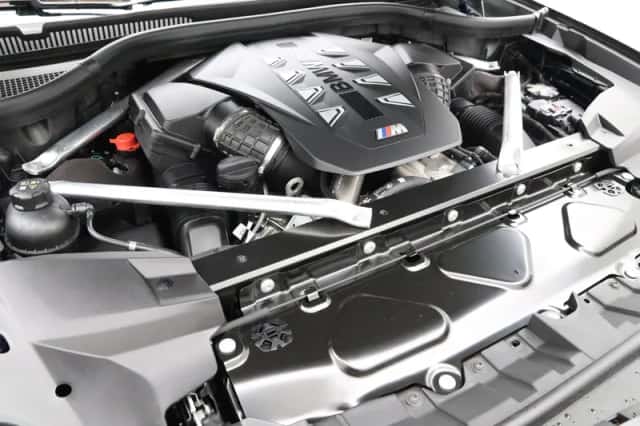 BMW X7 (2026) thumbnail 4