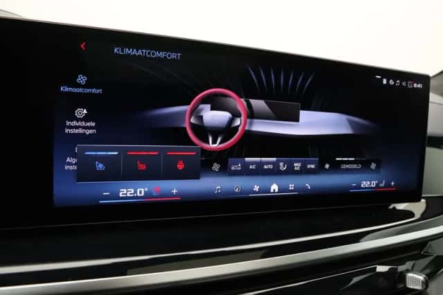 BMW X7 (2026) thumbnail 32