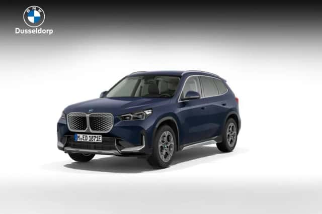 BMW iX1 (2026) thumbnail 1