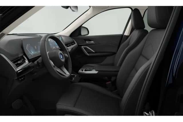 BMW iX1 (2026) thumbnail 4