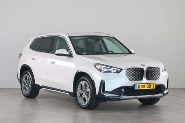 BMW iX1 (2026) thumbnail 7