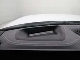 BMW i4 (2024) thumbnail 23