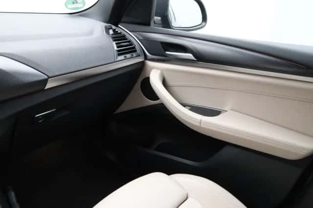 BMW X3 (2022) thumbnail 14