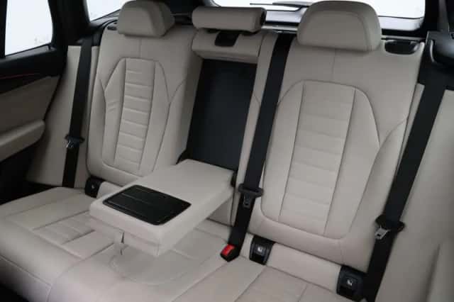 BMW X3 (2022) thumbnail 16