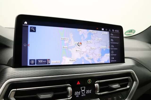 BMW X3 (2022) thumbnail 24