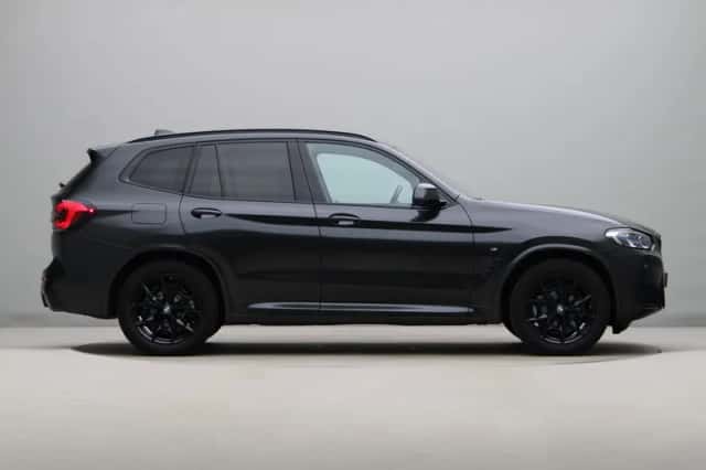 BMW X3 (2022) thumbnail 7